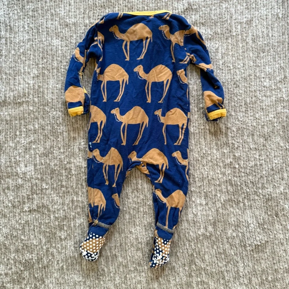 KicKee Pants Bamboo‎ Footed Coverall NB Blue Camel Print Zipper Pajamas